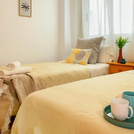 Апартаменти Pink Sunshine