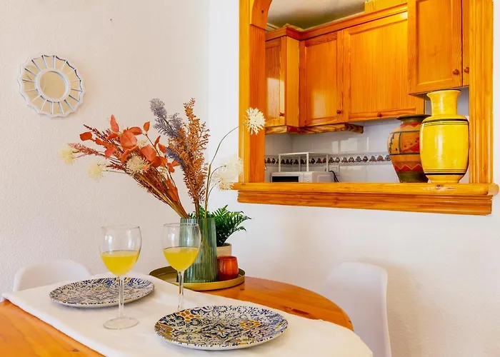 Pink Sunshine 公寓 托雷维耶哈